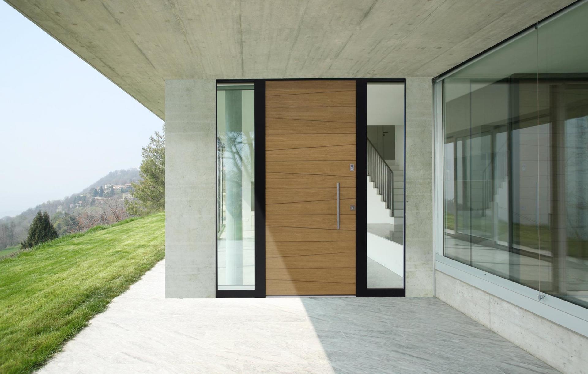 casa con porte e finestre in legno