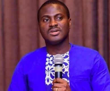 Pastor Elie Ngandahoruri