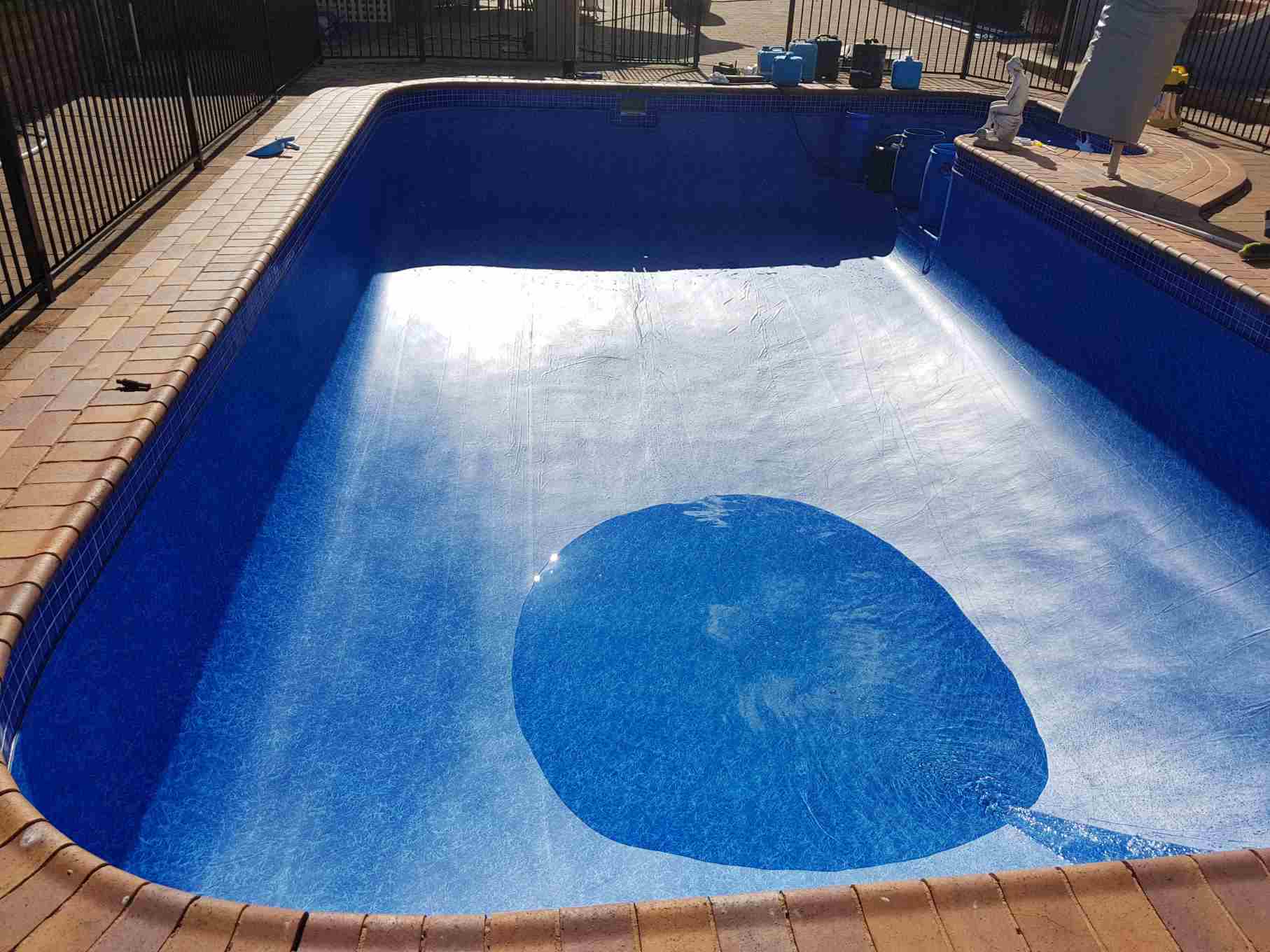 Sydney vinyl liner installation professionals