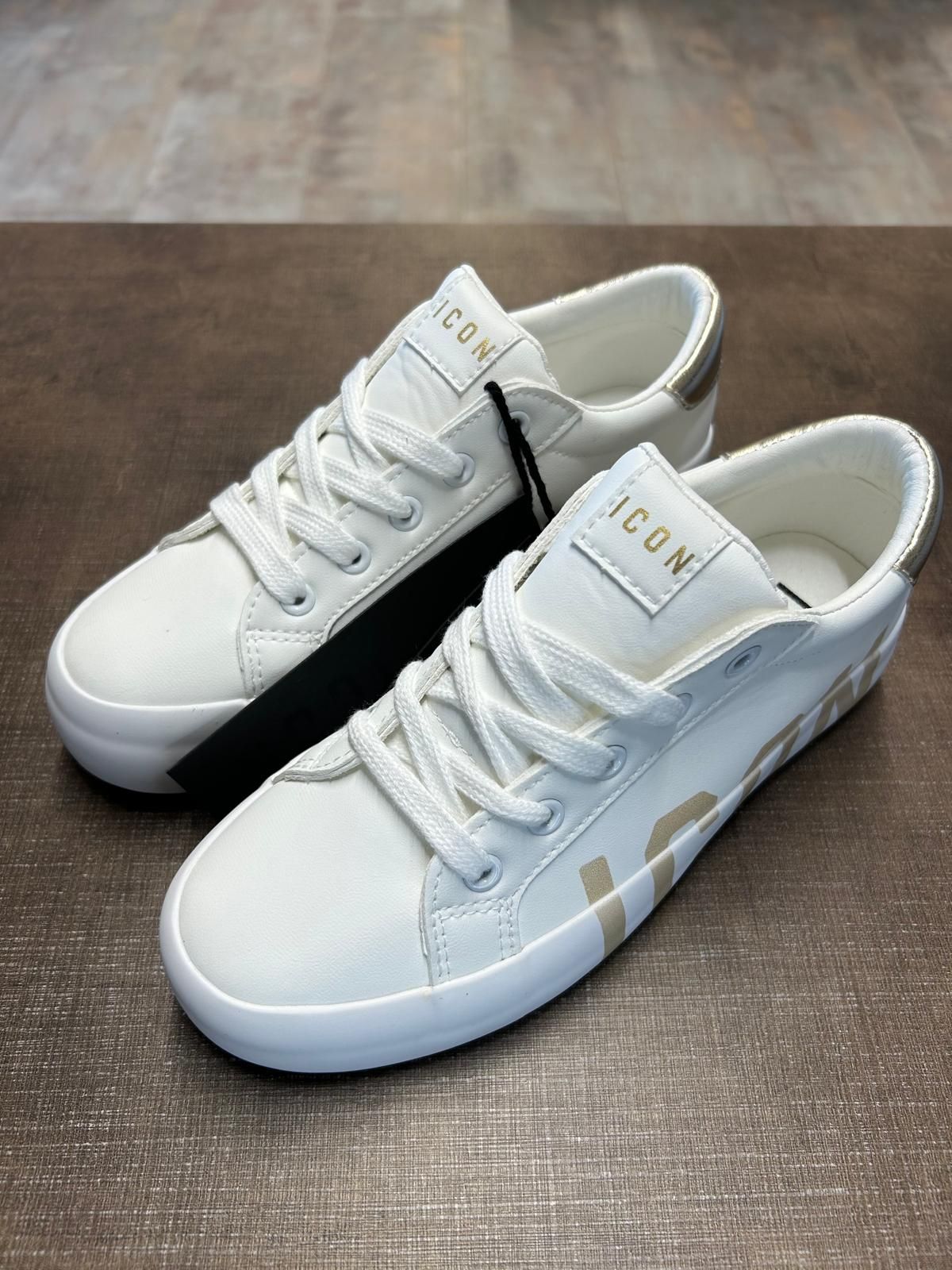 assortimento sneakers icon donna Padova Venezia Rovigo