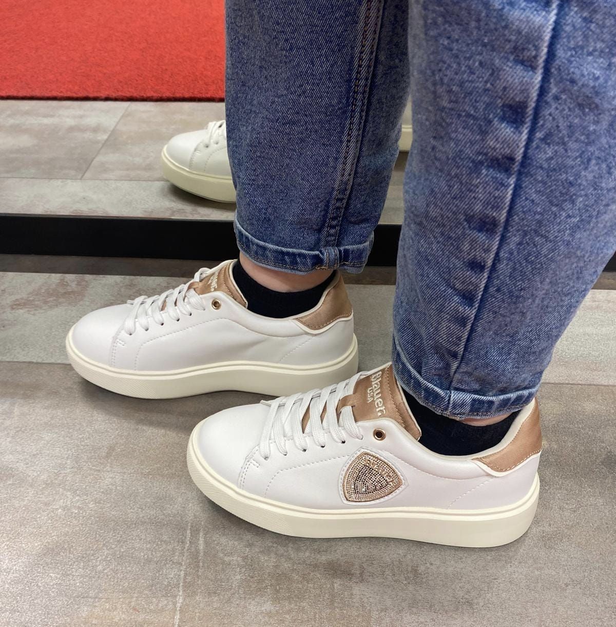 assortimento sneakers donna Padova Venezia Rovigo