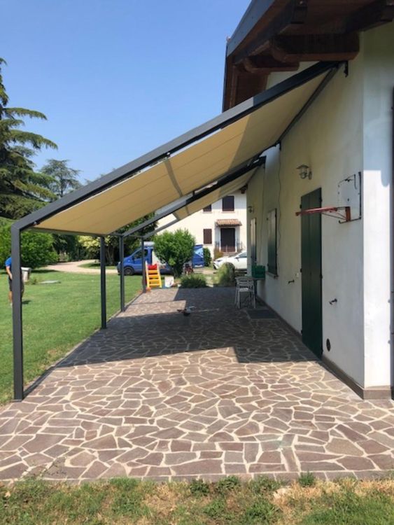 pergotenda inclinata