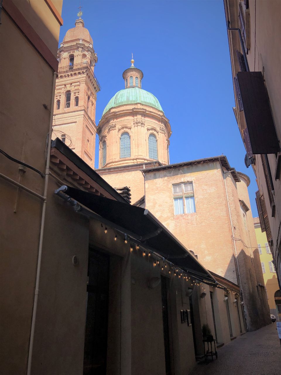 tenda da esterno con luci