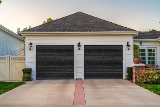Garage Door Repairs in Fresno, CA