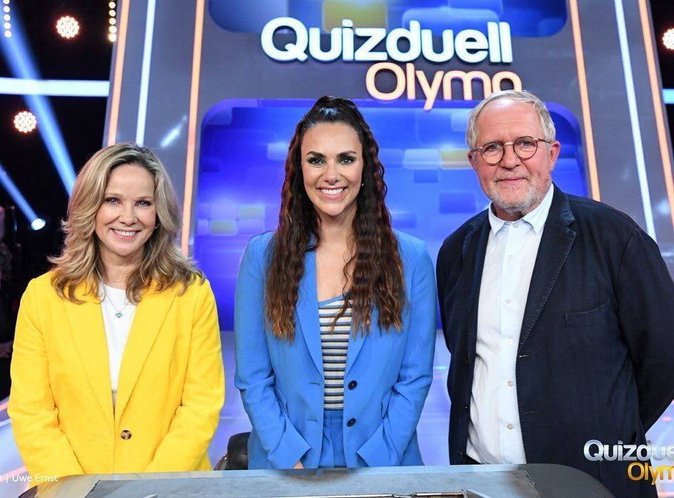  Ann-Kathrin Kramer und Harald Krassnitzer gewinnen 11.000 Euro bei der Spielshow „Quizduell Olymp“.