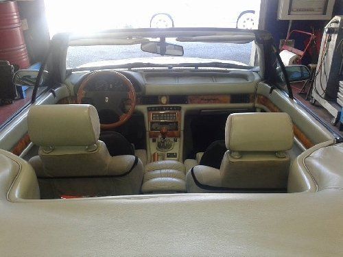 interno di un auto d'epoca