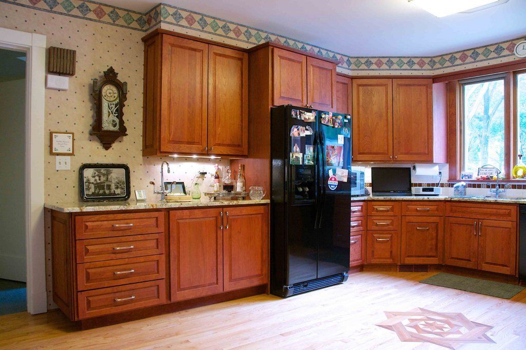 Modern Kitchen — Cleveland, OH — Trademark Carpentry Service