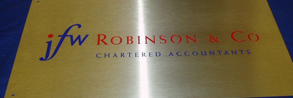 Robinson & Co Chartered Accountants Logo