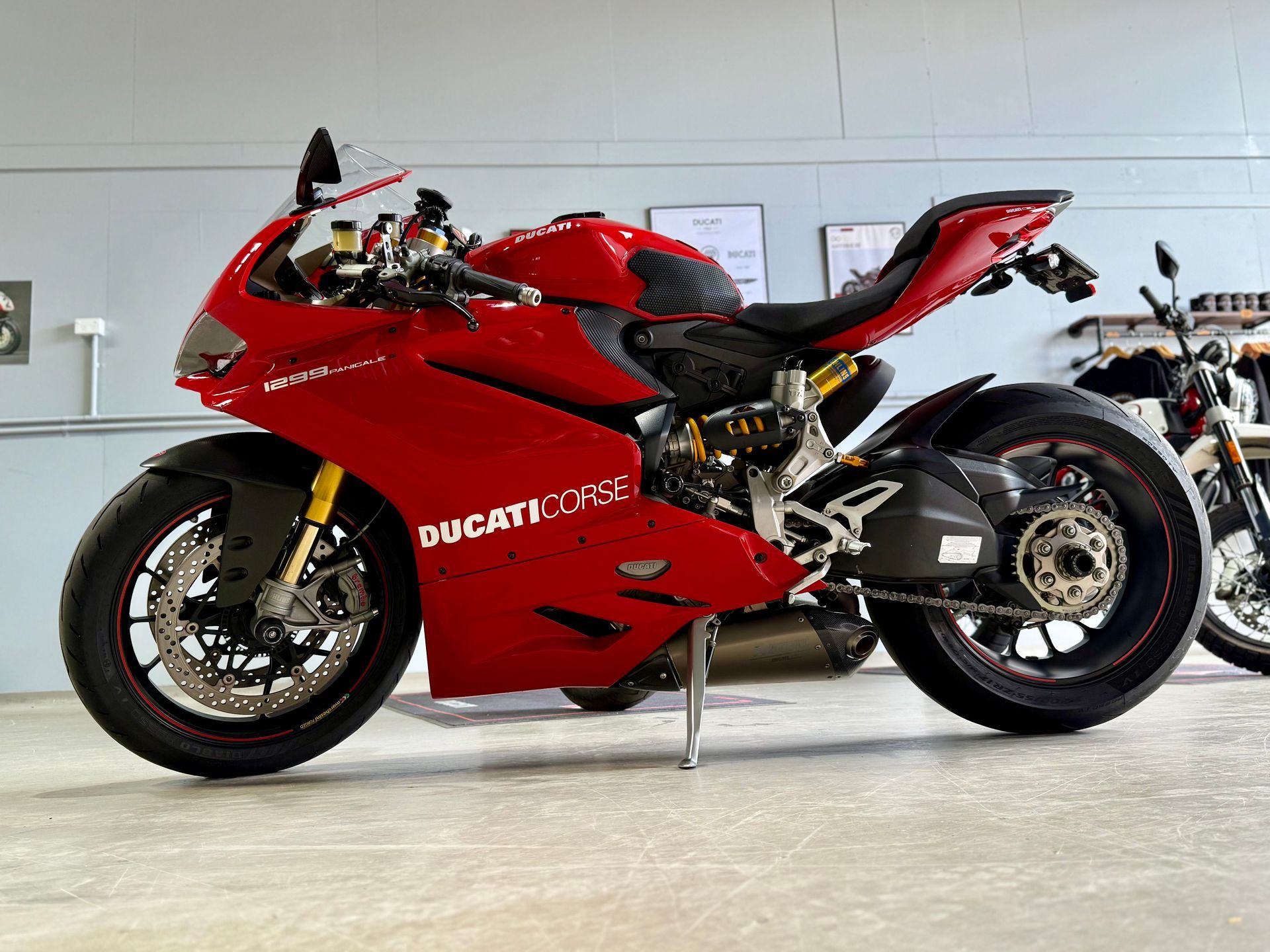 A customers 1299S Panigale, Polished and Clean after it's appointment at DUC LAB.