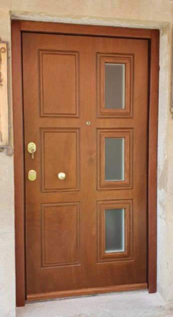 cilindro con chiave inserita