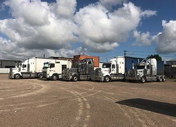 Velocity Haulage Gallery 4 — Gallery of prime movers in Deeragun, QLD