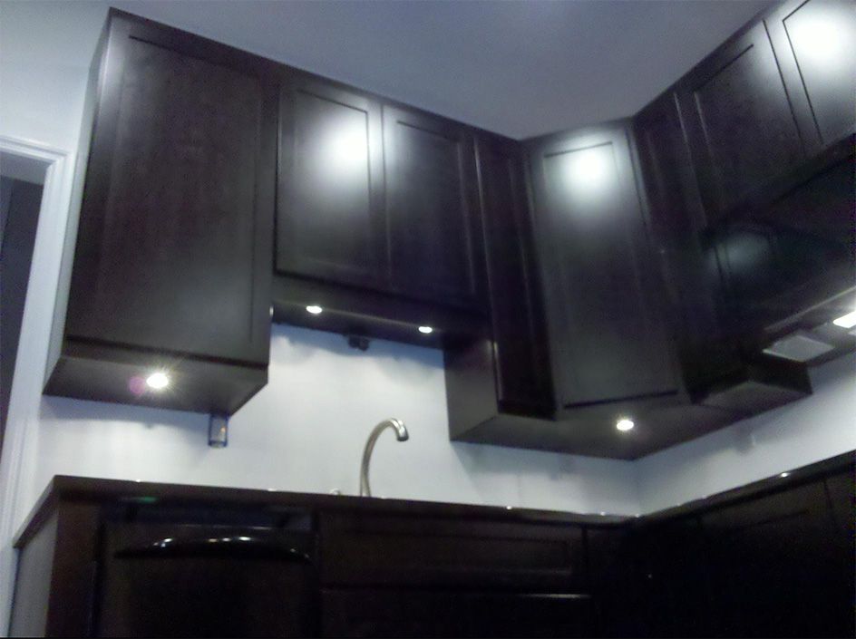 Greg Bath And Kitchen Gallery