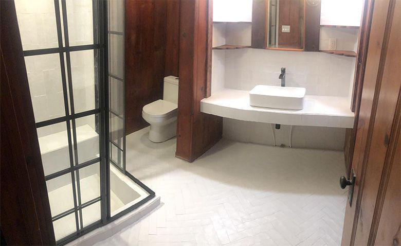 Kassies Bathroom Gallery