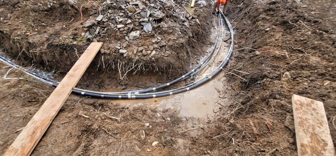 Well Line and Trenching Gallery