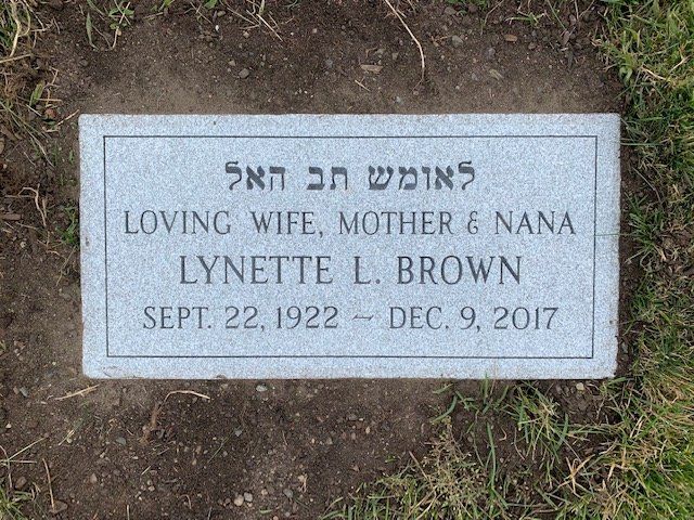 Grave marker crafted by Natick Memorial Works