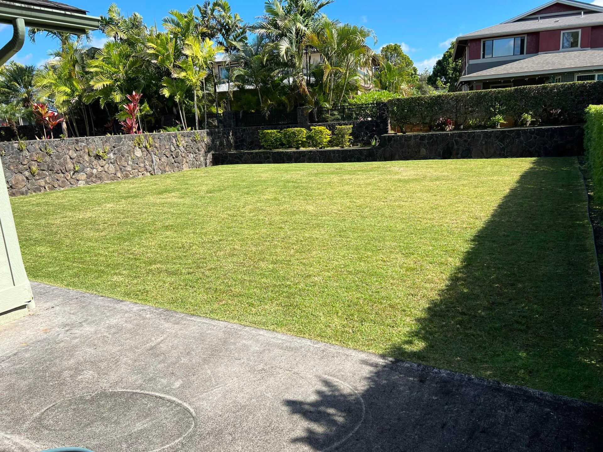 Outdoor — Honolulu, HI — Gonzalez Maintenance