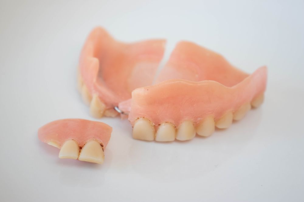 False teeth, Upper and Lower Dentures, Pink Gums — Central Coast Denture Clinic Erina In Erina, NSW