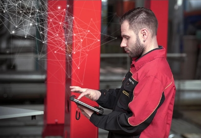 due amiche su auto a noleggio