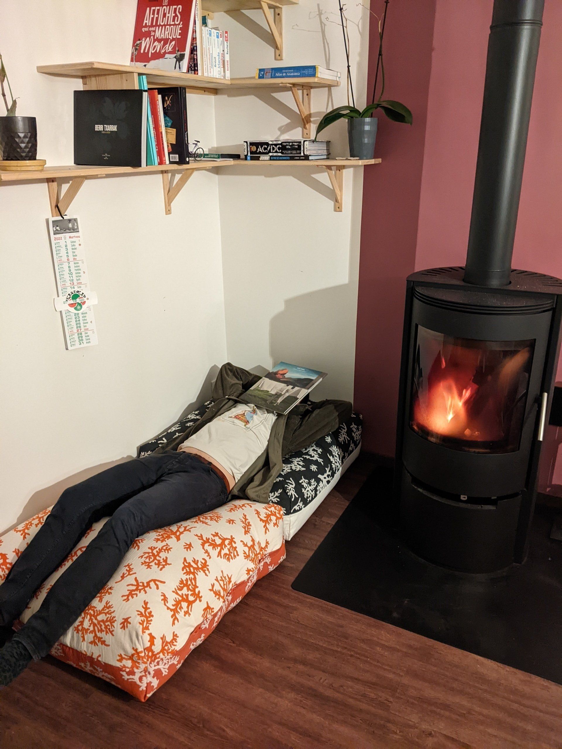 Deux Lauki XL, assises généreuses et confortables pour un aménagement sur-mesure.