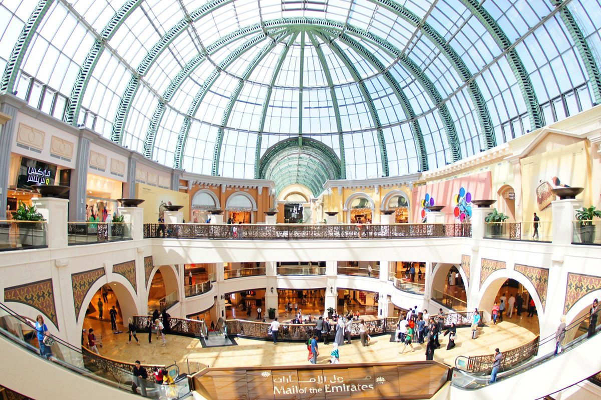 Offers luxury shopping, fine dining, and attractions like Ski Dubai, making it a top destination for all