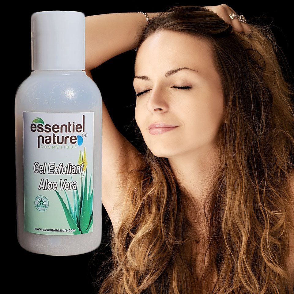 Gommage naturel pour le visage à l'aloe vera. Complément de soin pour tous les types de peaux.