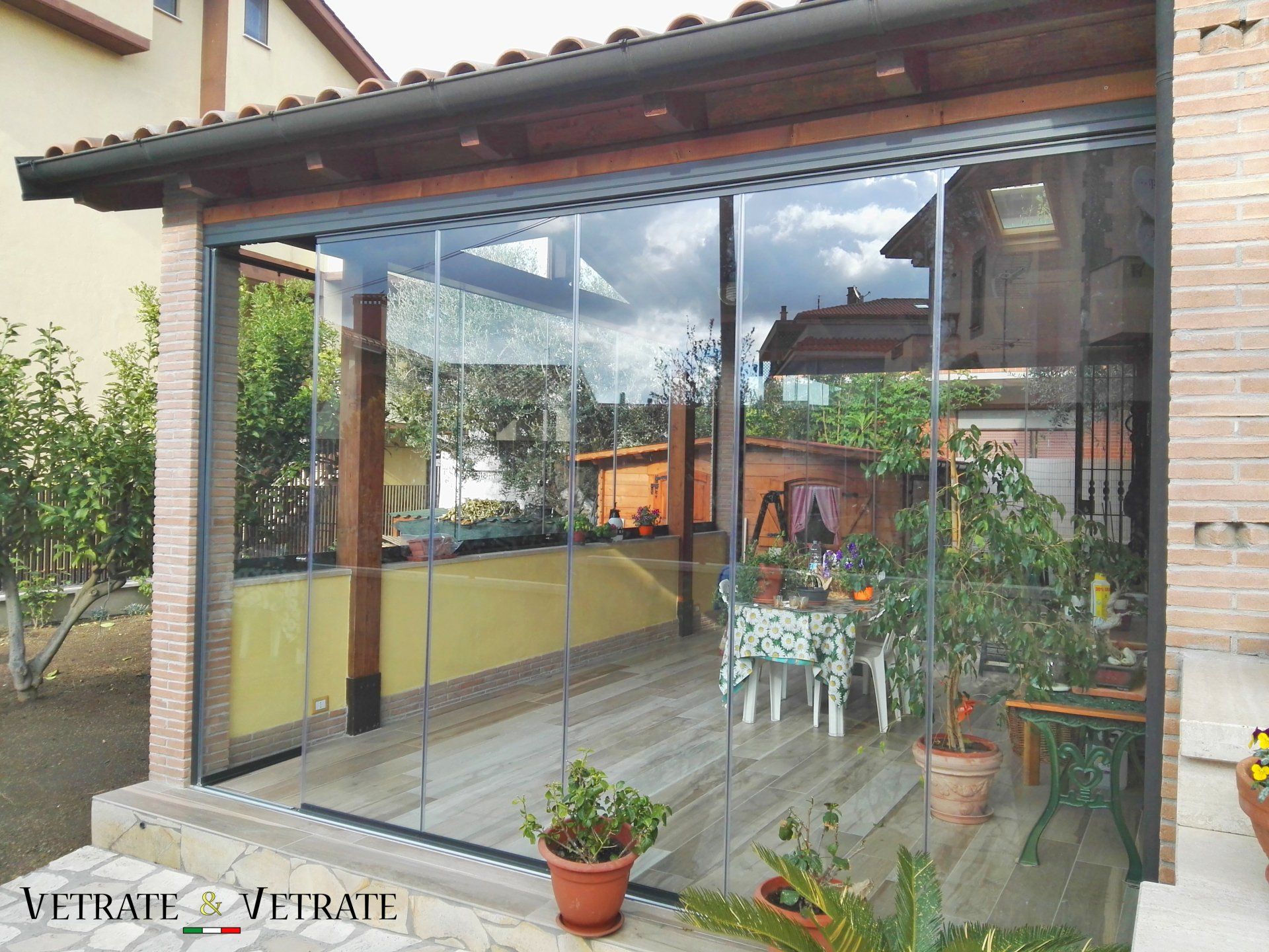 Vetrate panoramiche per portico