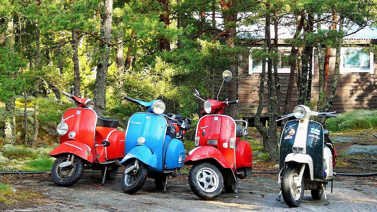 Vespa, lodging in Finland