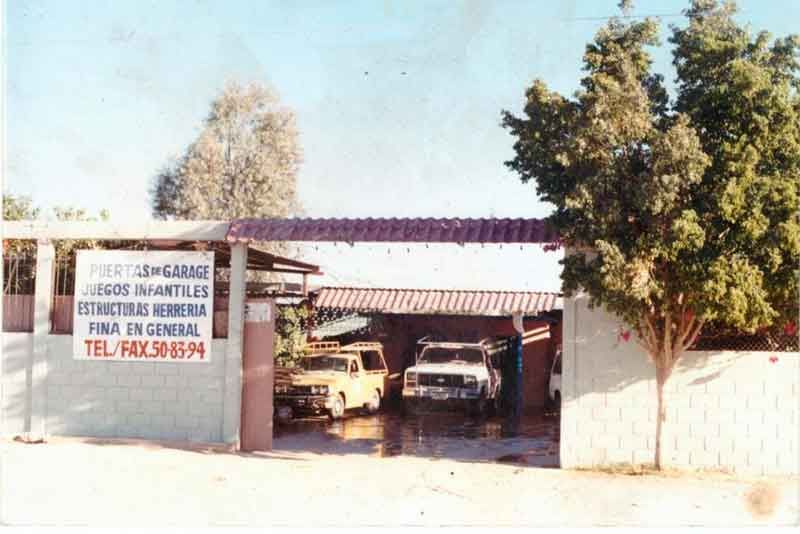 Puertas Automáticas de Garage El Sol - Antes