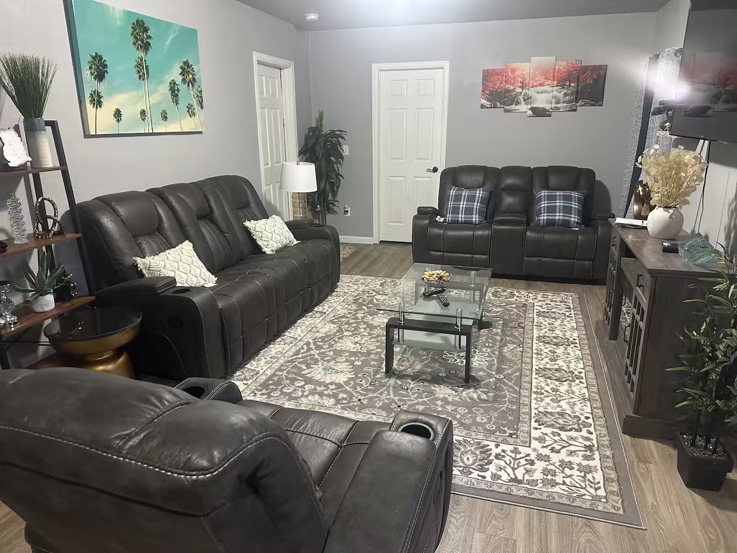 A Newly Executive Basement Apt