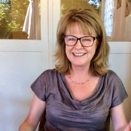  Liz Johnston - Trustee, Chapel Arts Studios