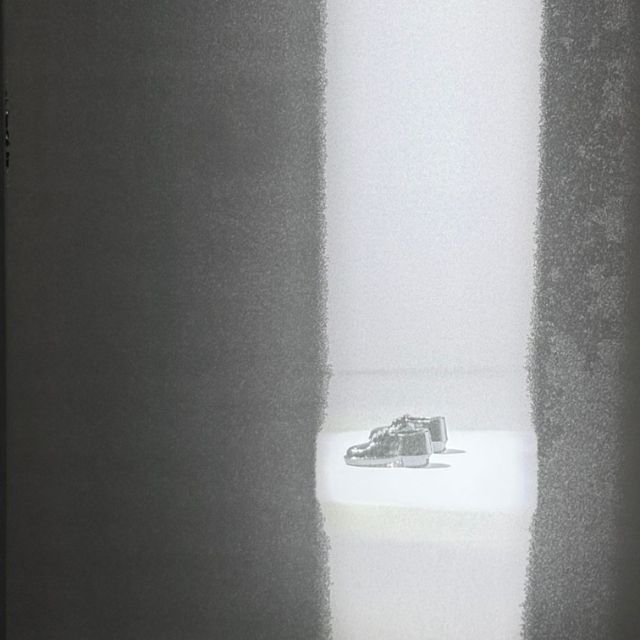 Melissa Mahon - Glimpsing Limelight