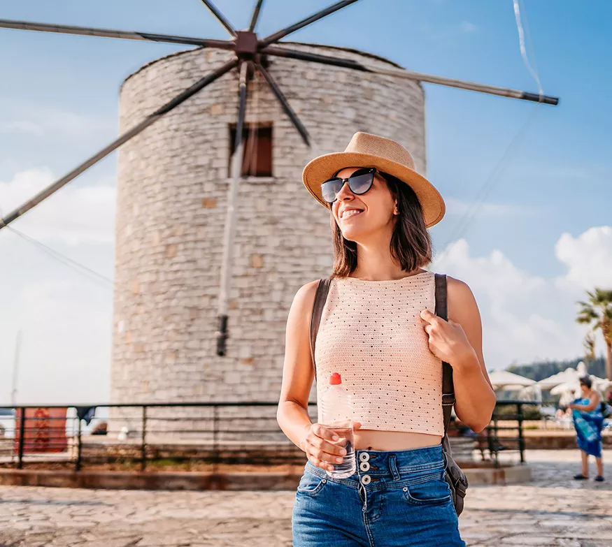 Crema de día Herbalife SKIN, frasco blanco con tapón plateado, 30 ml.