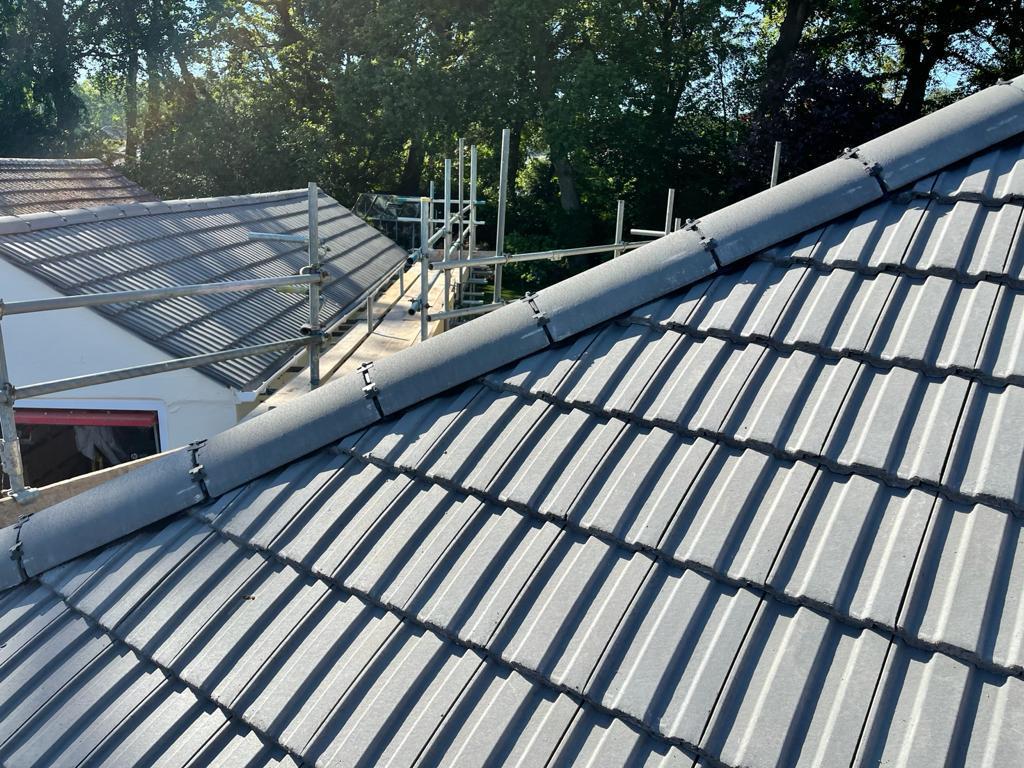 New and replacement roofs by Hawksridge Roofing & Building Bristol
