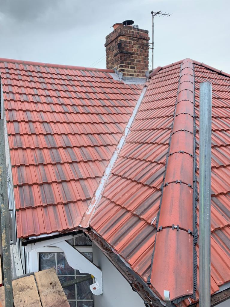 New and replacement roofs by Hawksridge Roofing & Building Bristol