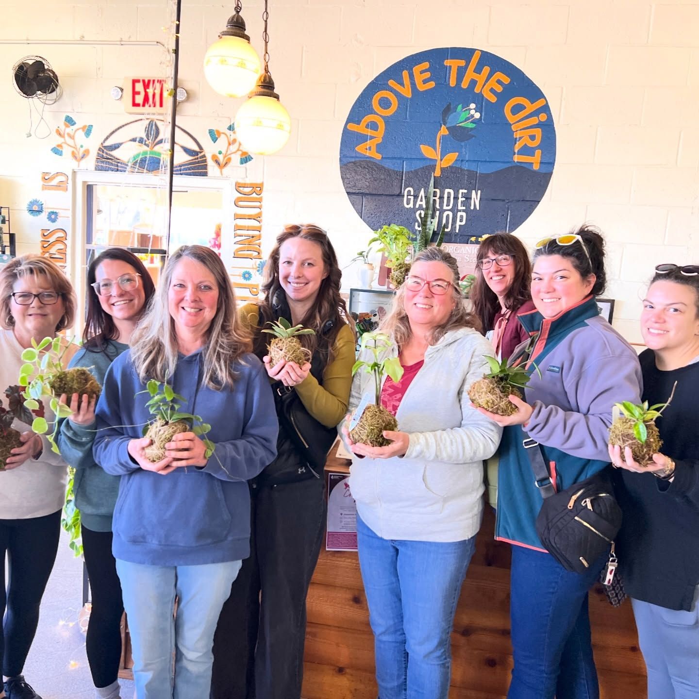 Above the Dirt Garden & Honey Shop Classes