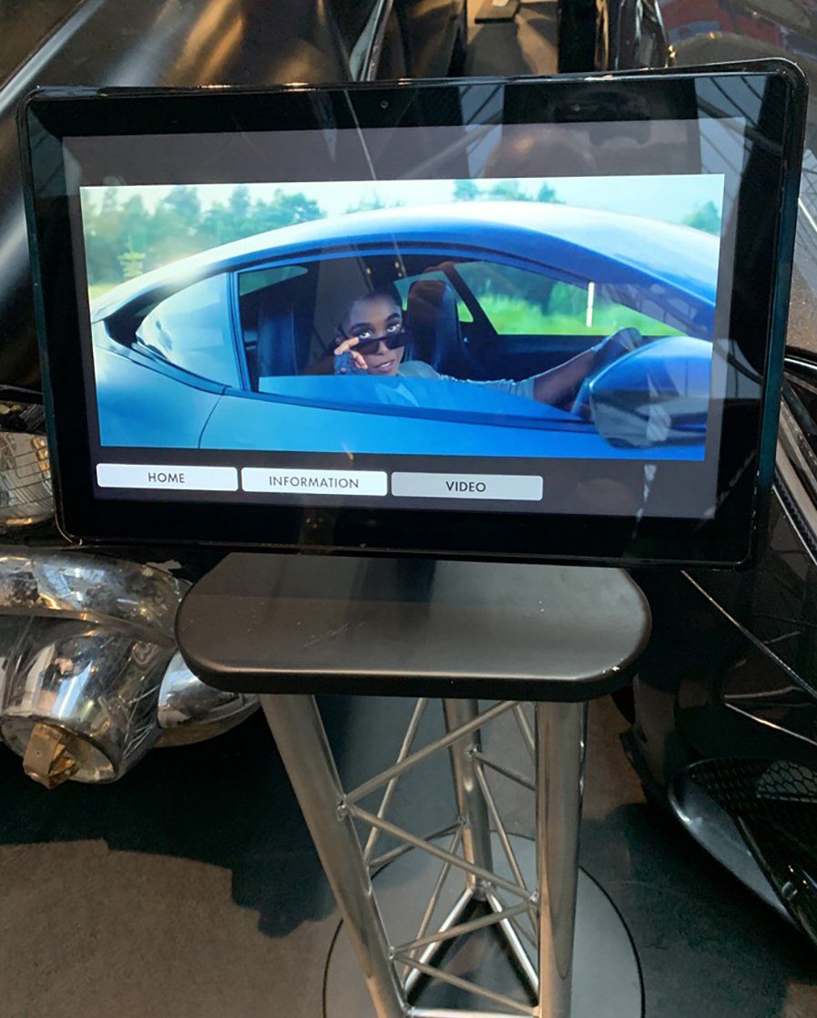 Bond in Motion image