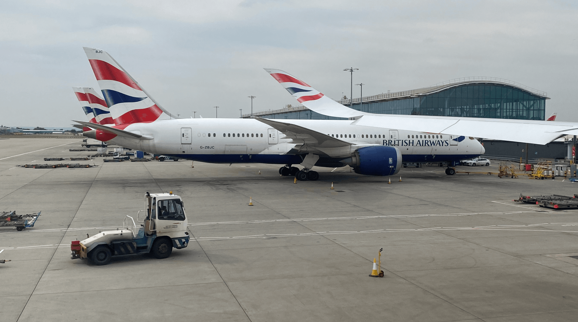 Flugzeuge von British Airways in London Heathrow