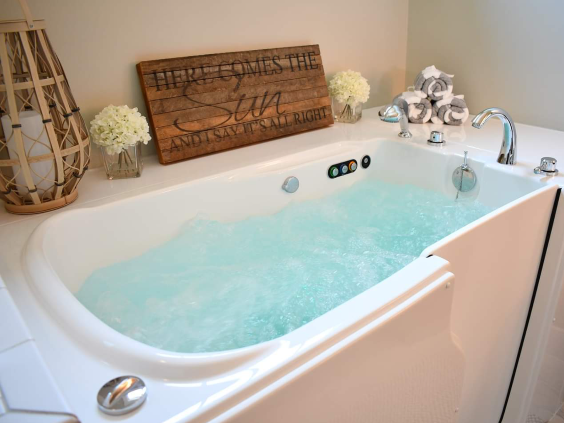bathtub installation in New Hampshire