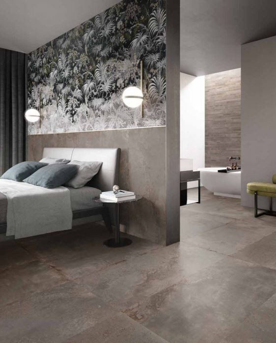 camera da letto e bagno con pavimento color tortora in ceramica