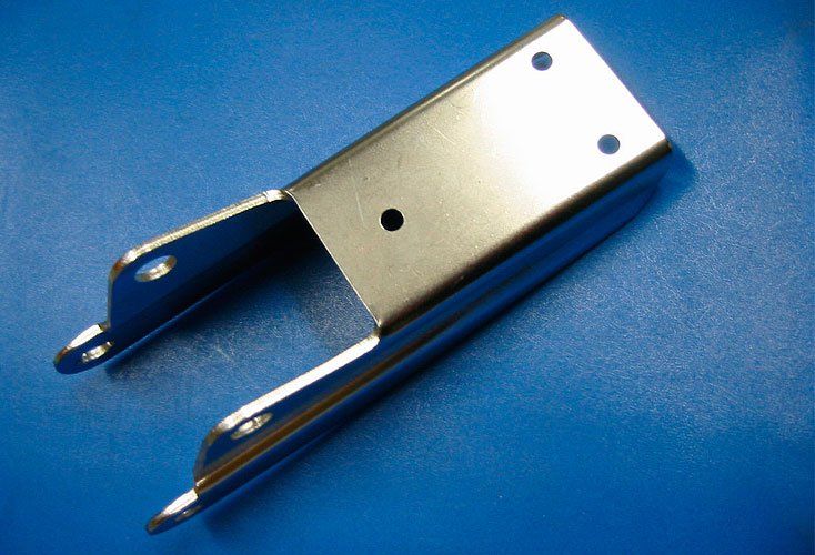 metal device with zinc plating