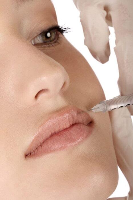 DR. DANIEL LOERA MORALES - Aplicación de botox