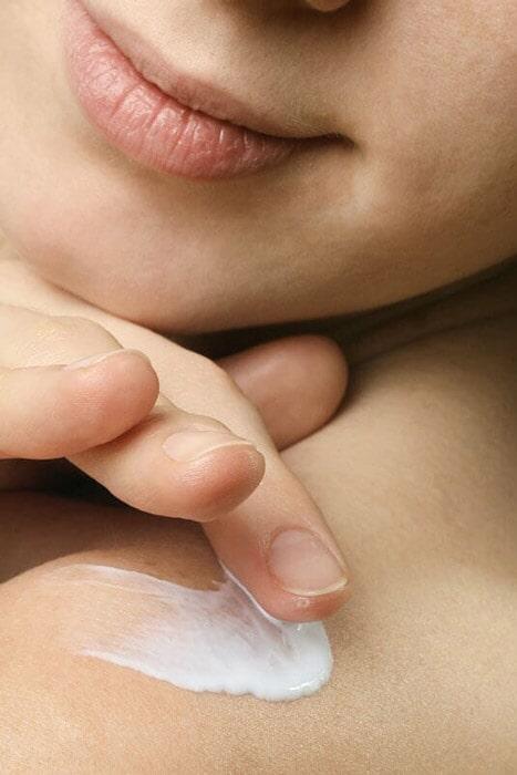 DR. DANIEL LOERA MORALES - Acné