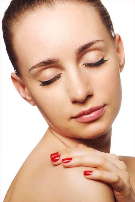 DR. DANIEL LOERA MORALES -Médico dermatólogo