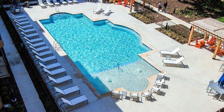 Prado luxury student apartments - pool