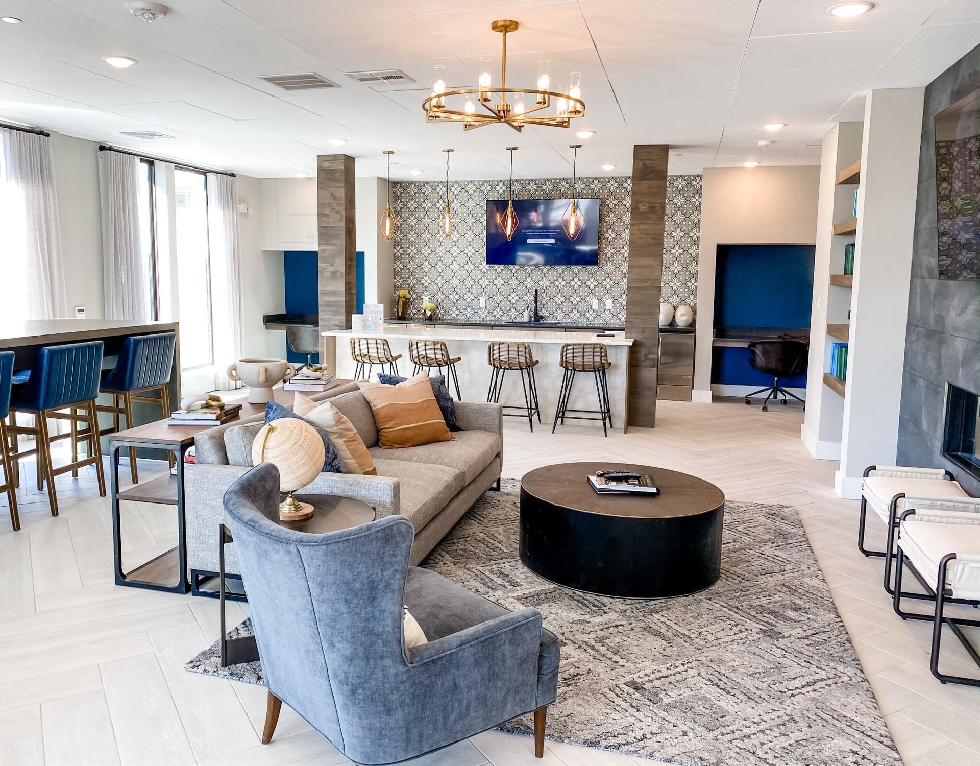 Presidio at River East Apartment Homes - club room