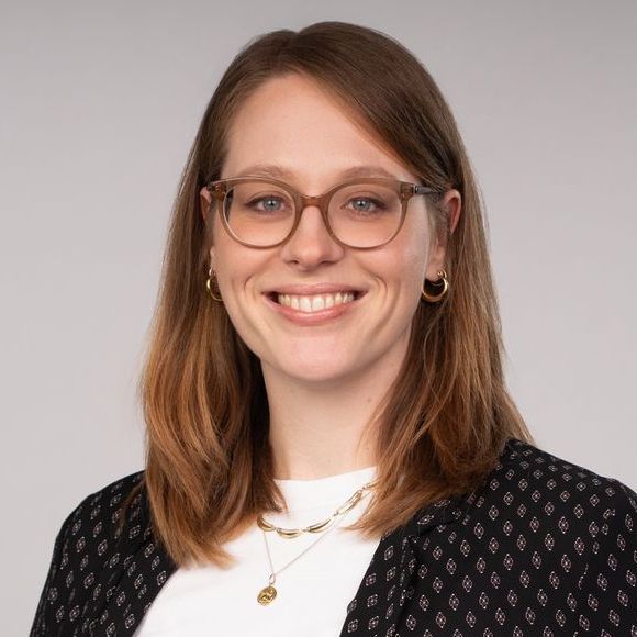 Katrin Schmiedel, Vogel IT-Akademie