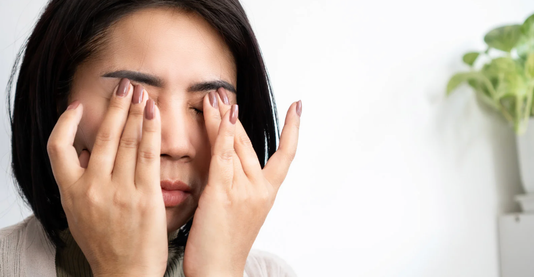 What Are the Early Signs of Dry Eye and How Can It Be Treated?