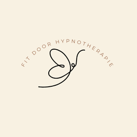 Een logo voor een bedrijf genaamd fit door hypnotherapie.
