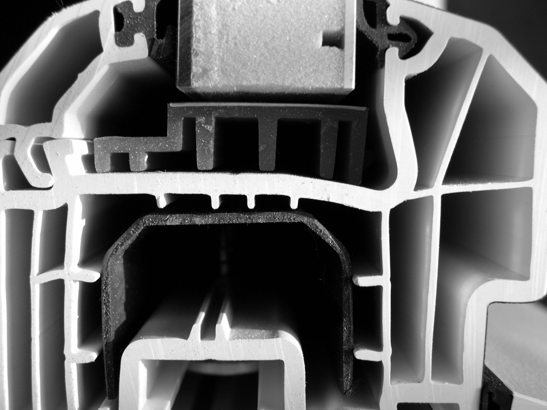 doorsnede van een kunststof kozijn profiel