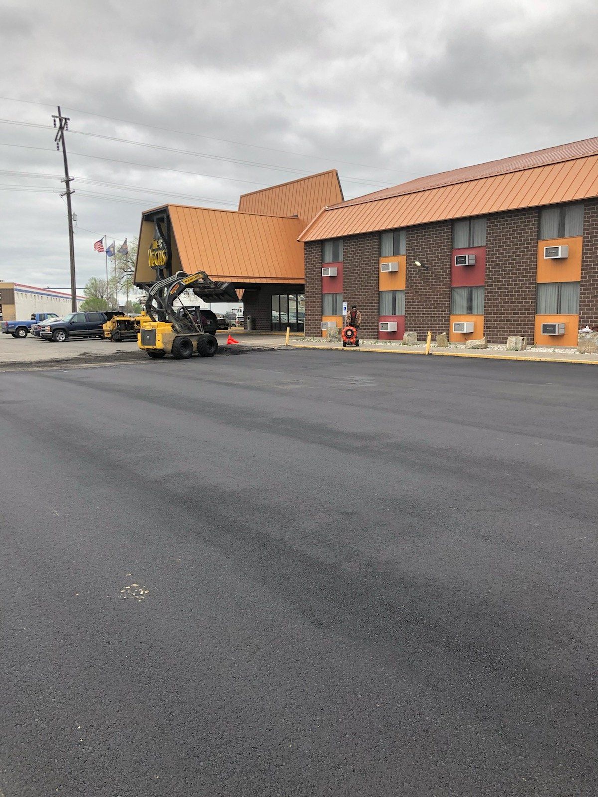 asphalt contractor, paving contractor, sealcoating, commercial asphalt contractor, asphalt overlays, billings mt, laurel mt, red lodge mt